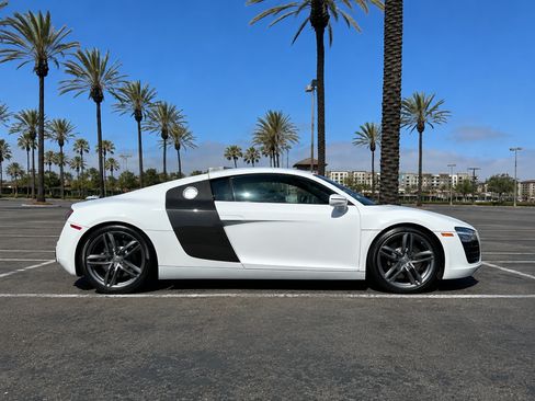 Used 2014 Audi R8 V8 AWD/4WD image 8