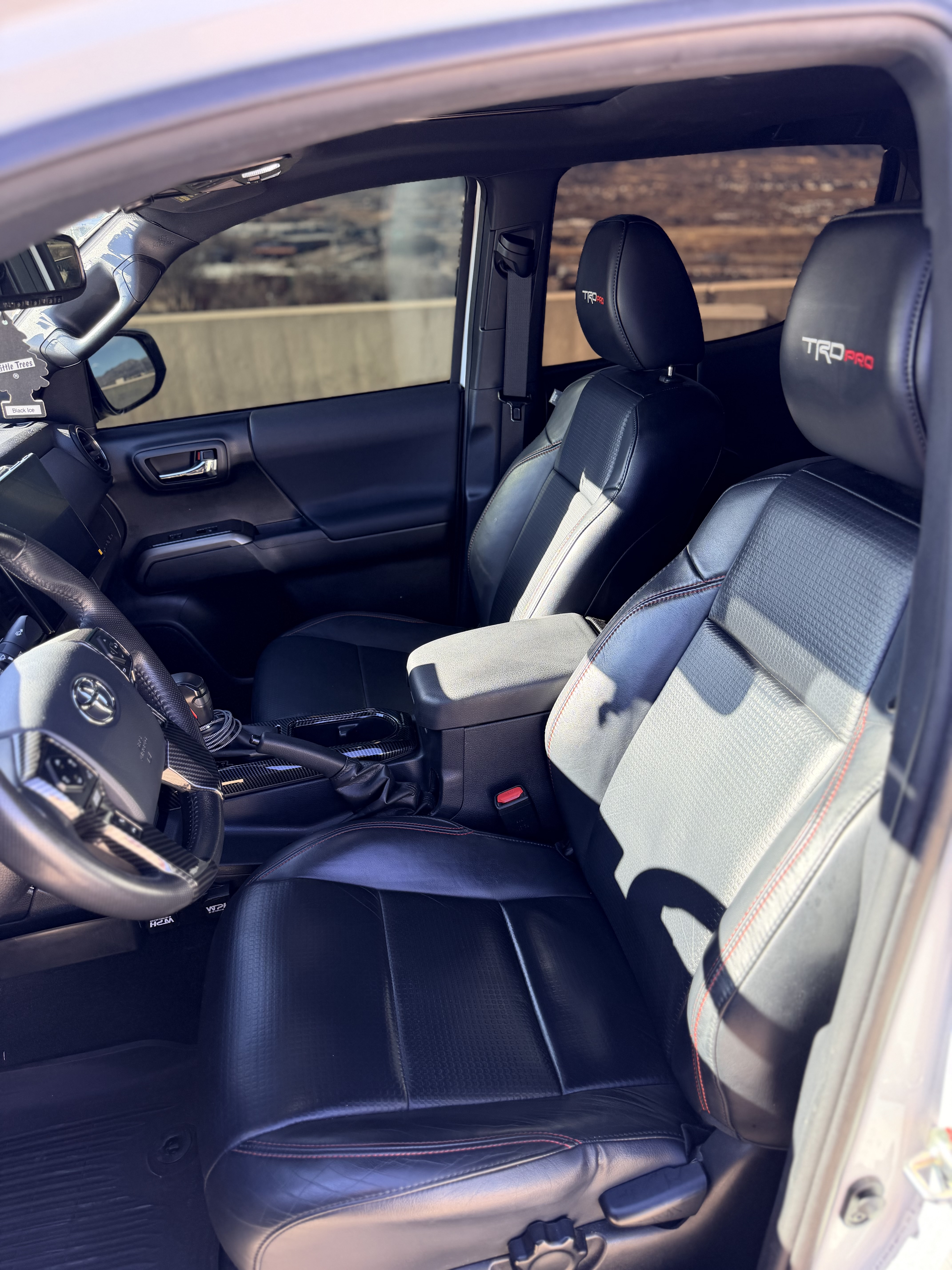 Used 2019 Toyota Tacoma TRD Pro AWD/4WD image 12