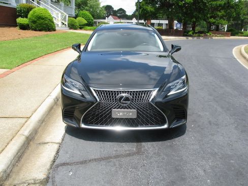 Used 2018 Lexus LS 500 w/ Interior Upgrade Package image 2