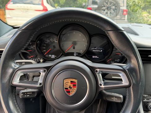 Used 2017 Porsche 911 Carrera S RWD image 9