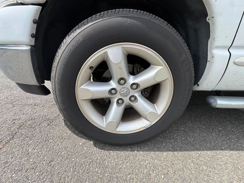 Used 2007 Dodge Ram 1500 Truck SLT RWD image 17