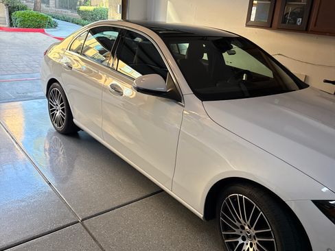 Used 2023 Mercedes-Benz C 300 4MATIC Sedan image 2