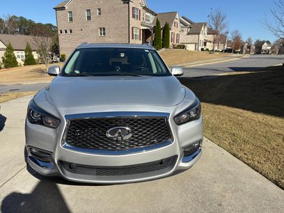 Used 2019 INFINITI QX60 Luxe w/ Essential Package