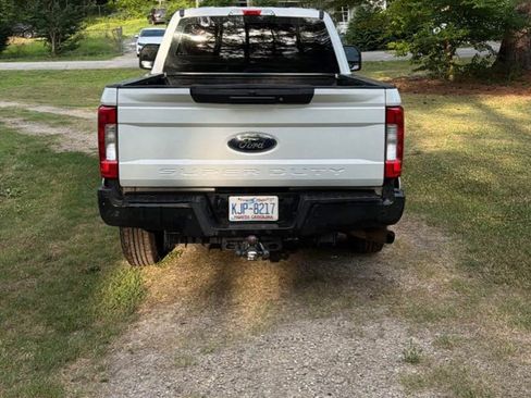Used 2019 Ford F250 XL RWD image 6
