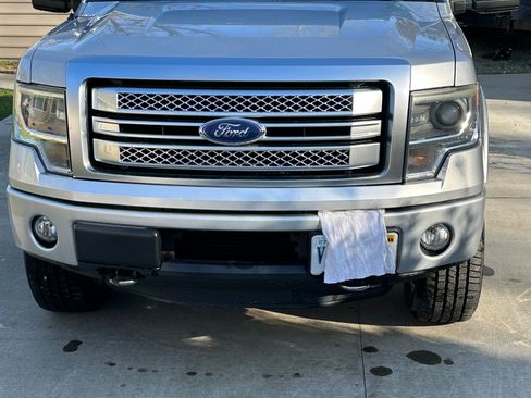 Used 2013 Ford F150 Platinum image 2