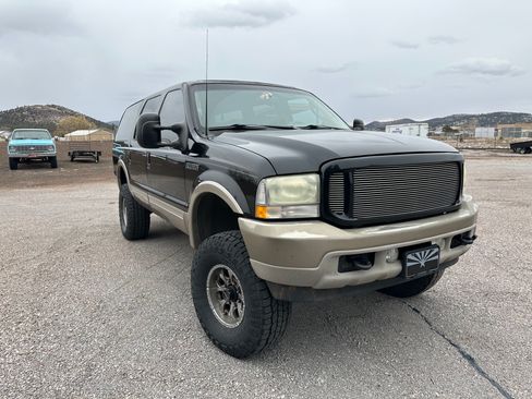 Used 2003 Ford Excursion Eddie Bauer image 4