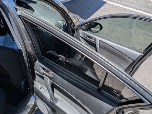 Used 2012 MAZDA MAZDA3 i Touring image 19