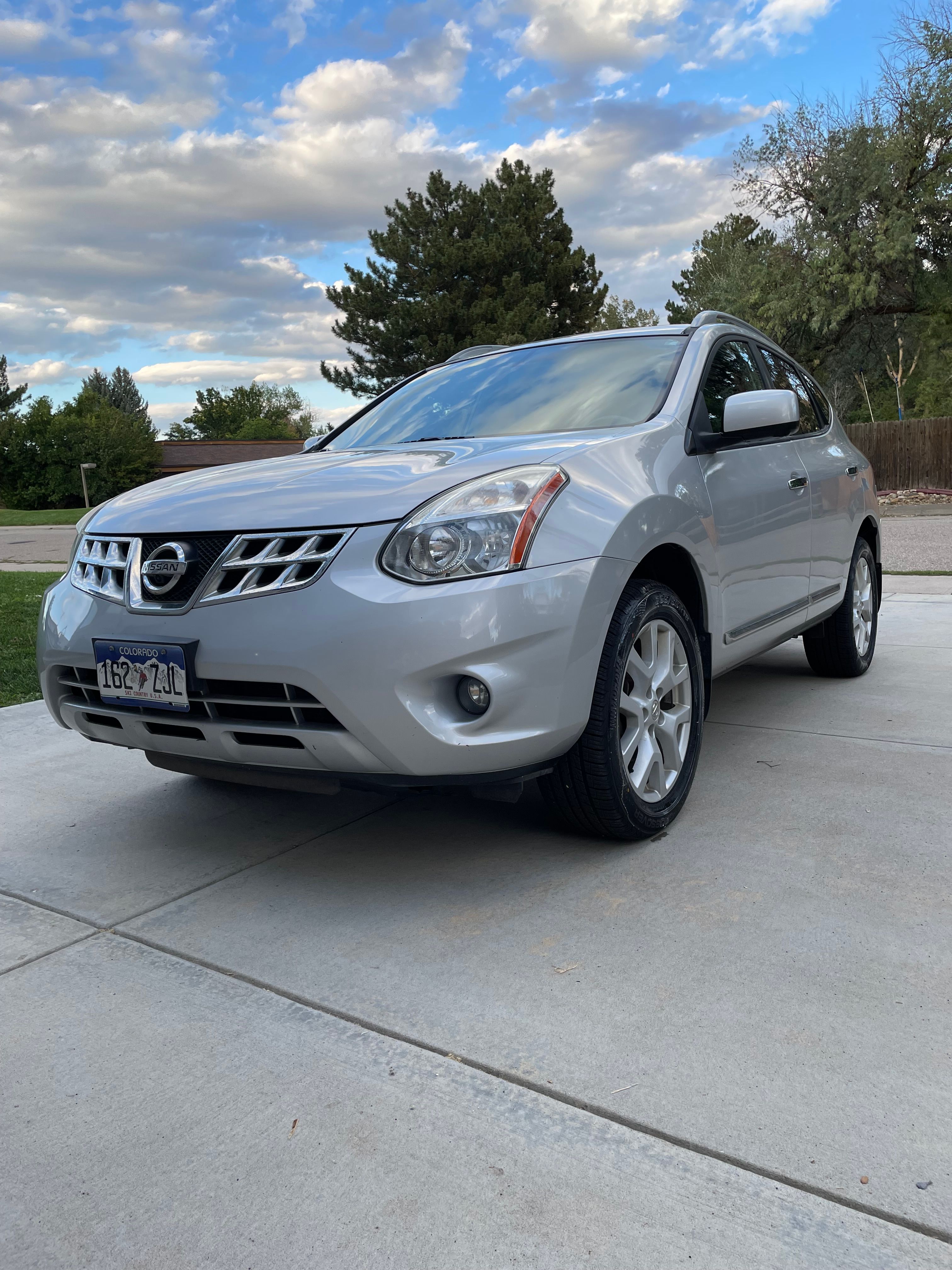 Used 2012 Nissan Rogue SL AWD/4WD image 4