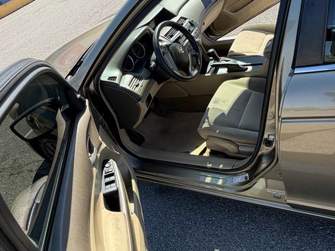 Used 2009 Honda Accord LX image 8