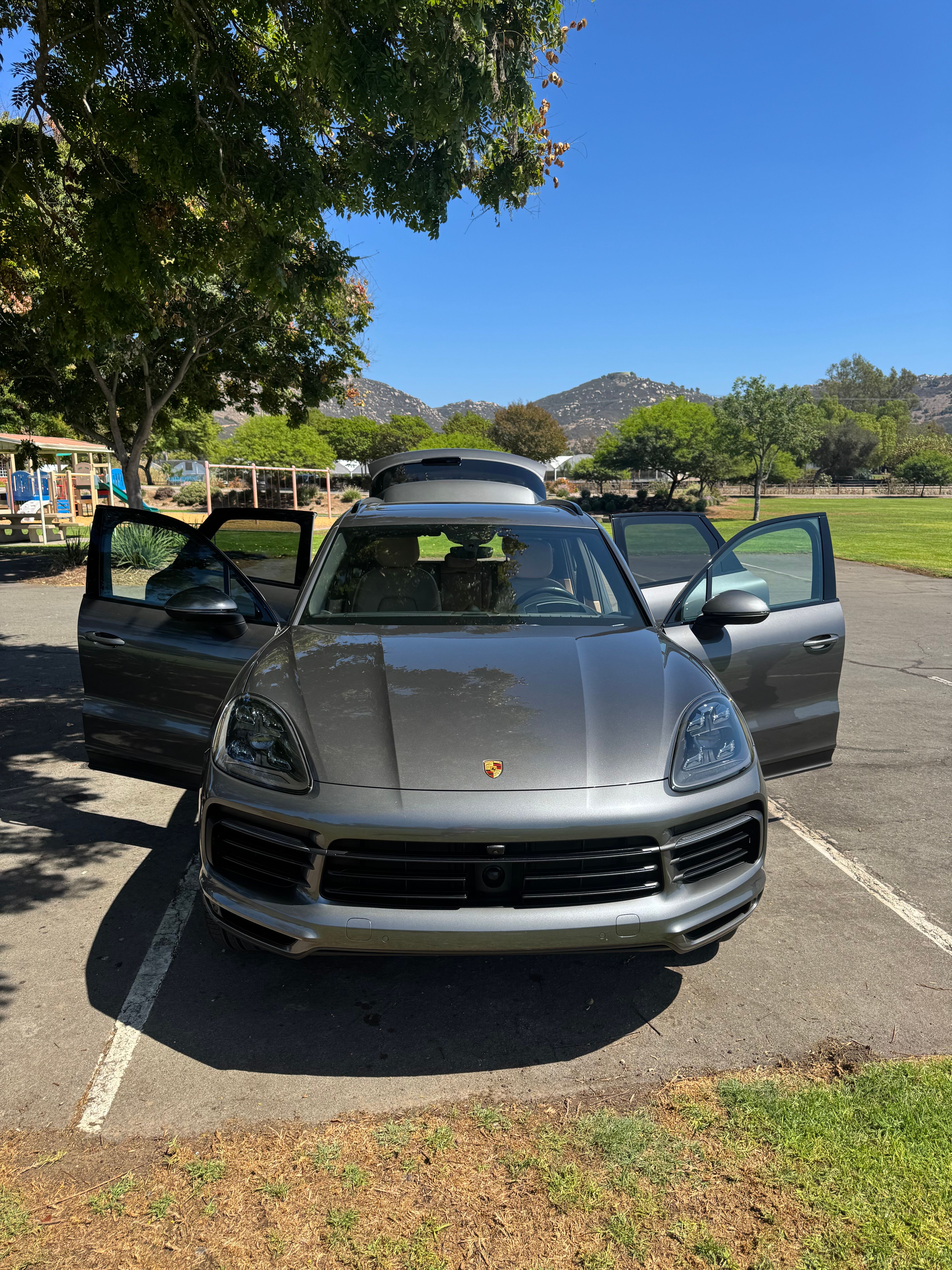 Used 2021 Porsche Cayenne E-Hybrid AWD/4WD image 5