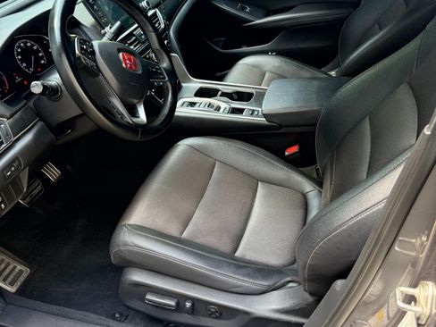 Used 2019 Honda Accord Sport image 12
