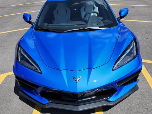 Used 2025 Chevrolet Corvette Stingray Coupe w/ Z51 Performance Package image 11