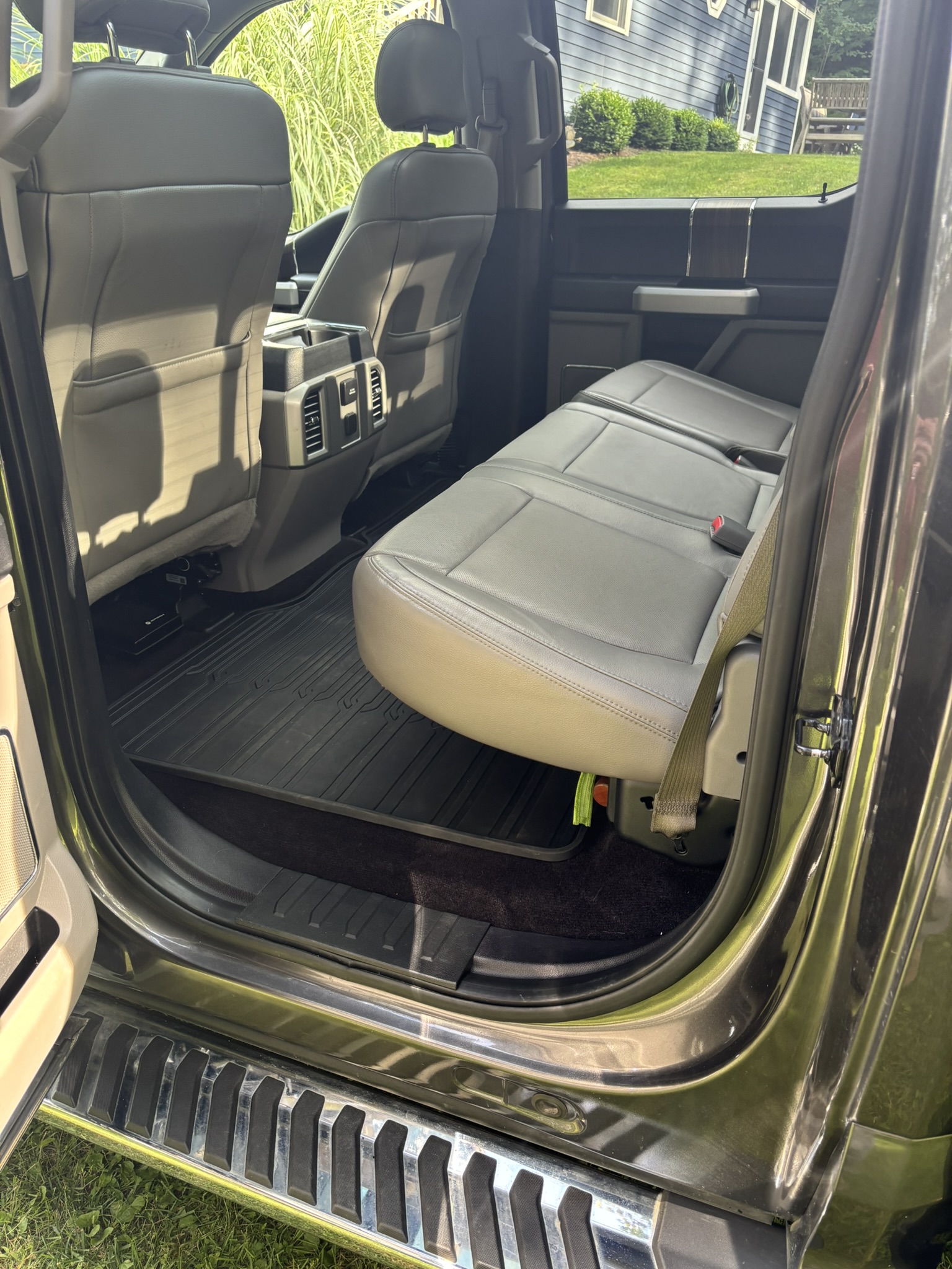 Used 2015 Ford F150 Lariat AWD/4WD image 17