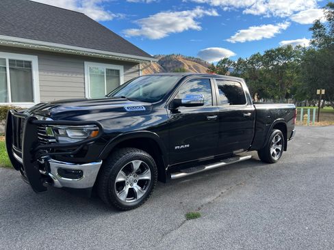 Used 2019 RAM 1500 Laramie image 1