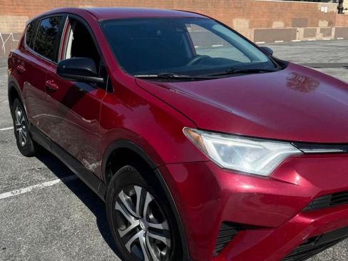 Used 2017 Toyota RAV4 LE w/ All Weather Liner Package AWD/4WD image 6
