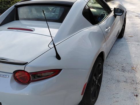 Used 2019 MAZDA MX-5 Miata RF Club w/ I-ACTIVSENSE Sport Package image 9