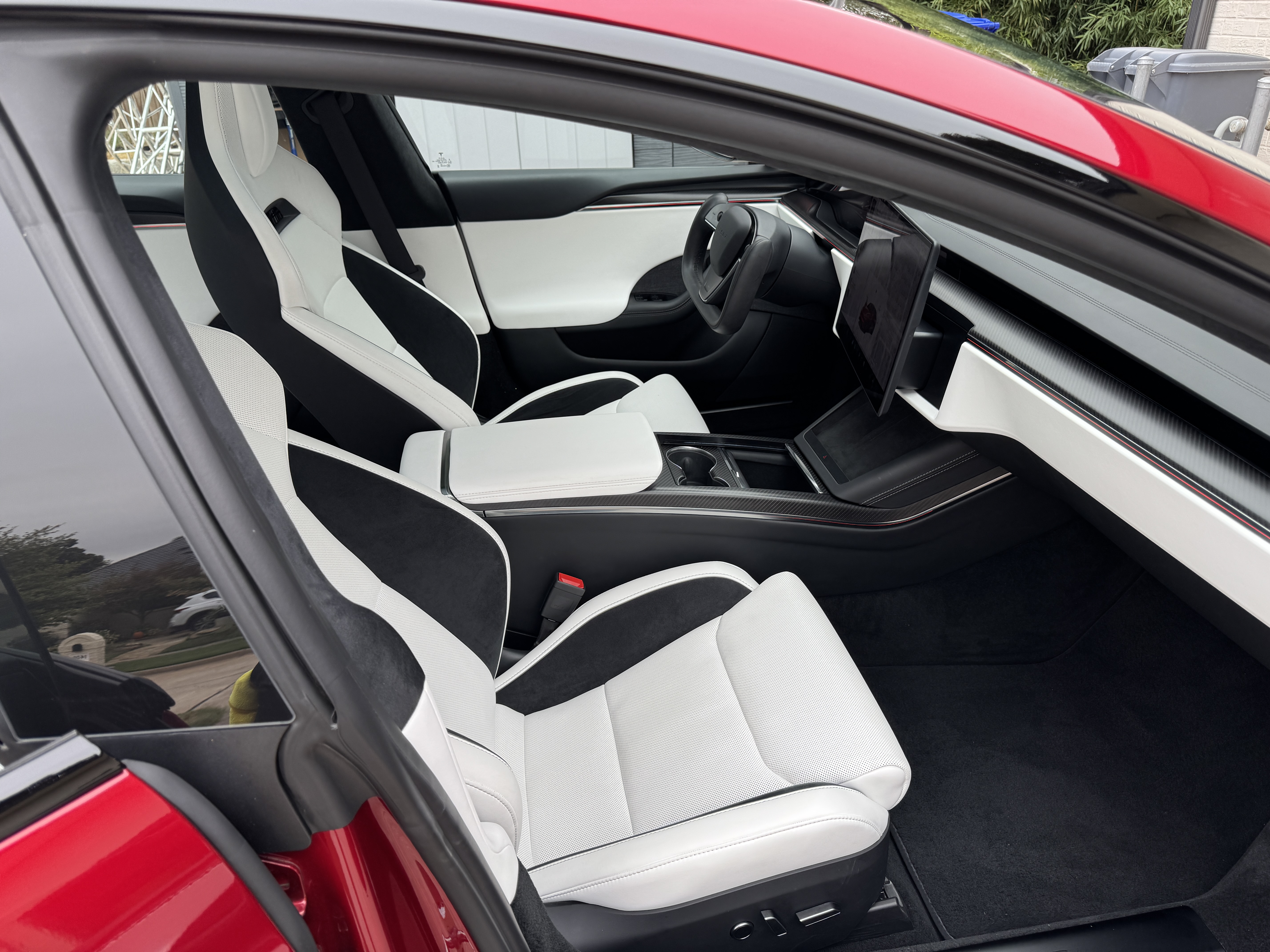 Used 2026 Tesla Model S Plaid AWD/4WD image 10