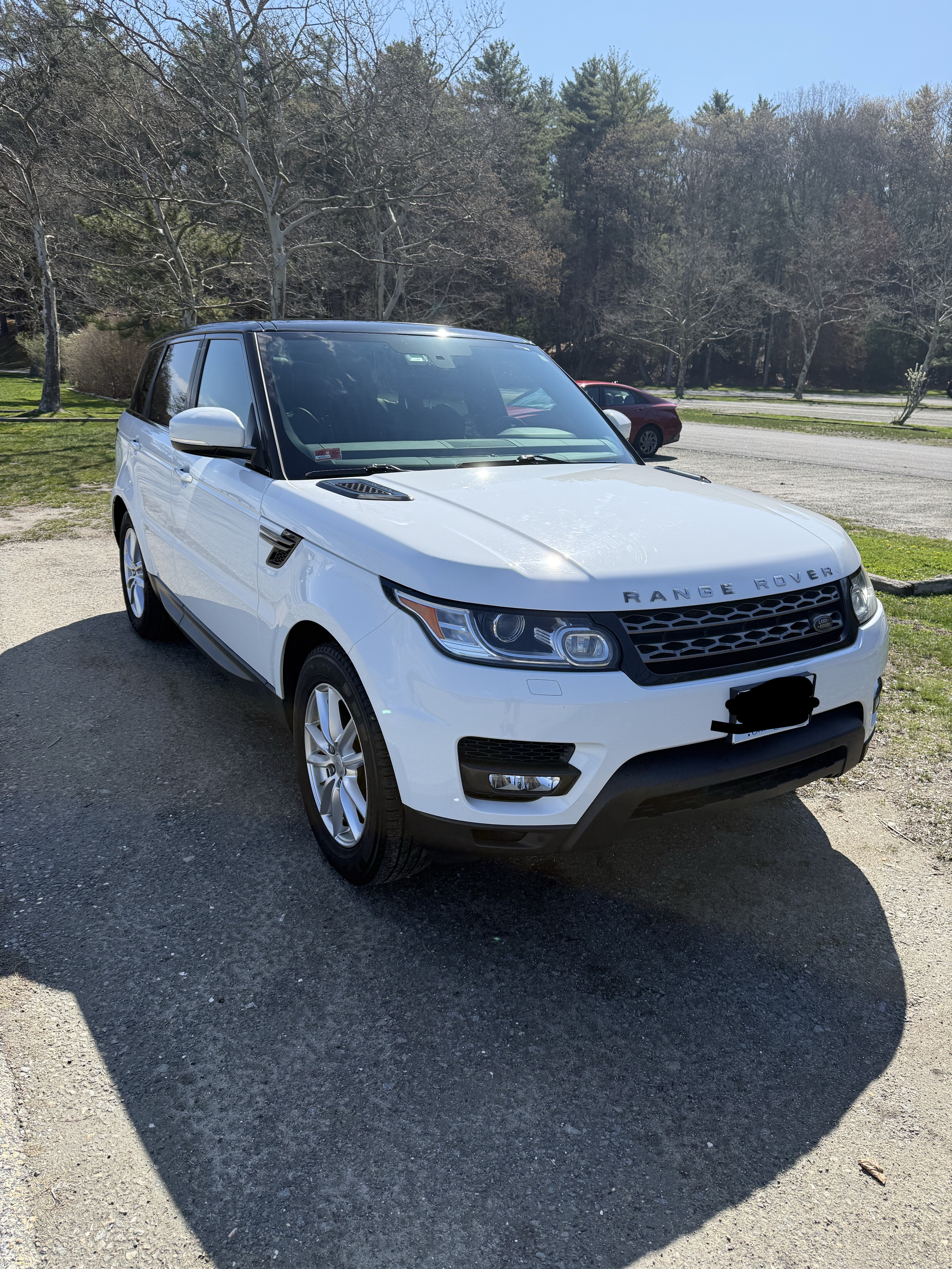 Used 2015 Land Rover Range Rover Sport SE AWD/4WD image 1