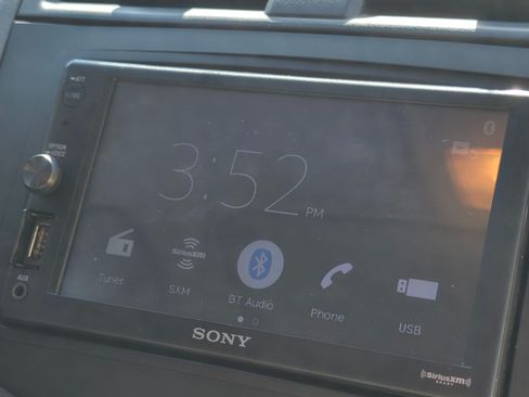 Used 2012 Toyota RAV4 FWD V6 w/ Upgrade Value Pkg image 26