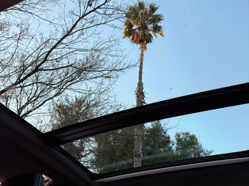 Used 2020 Volvo S90 T8 Inscription image 21