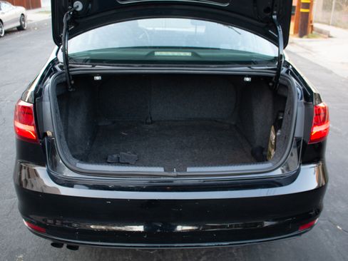 Used 2015 Volkswagen Jetta SE image 22