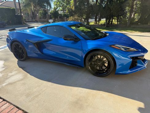 Used 2025 Chevrolet Corvette Z06 image 10