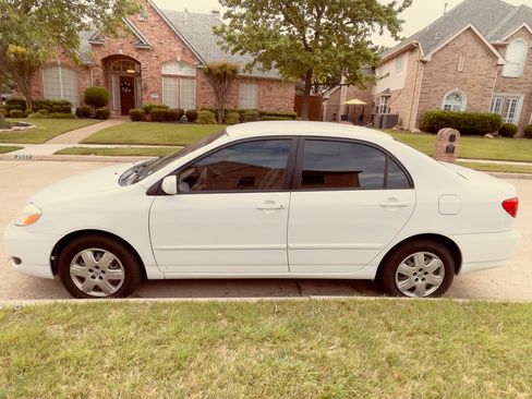 Used 2006 Toyota Corolla LE image 6