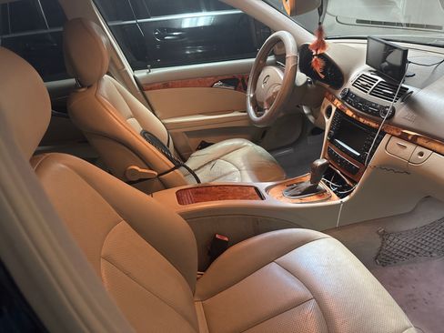 Used 2006 Mercedes-Benz E 350 Sedan image 20