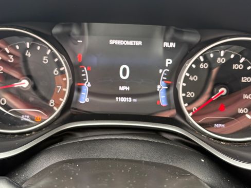 Used 2018 Jeep Compass Latitude w/ Popular Equipment Group image 11