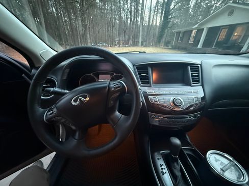 Used 2013 INFINITI JX35 AWD w/ Premium Pkg image 8