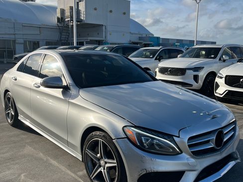 Used 2015 Mercedes-Benz C 300 Sedan image 23