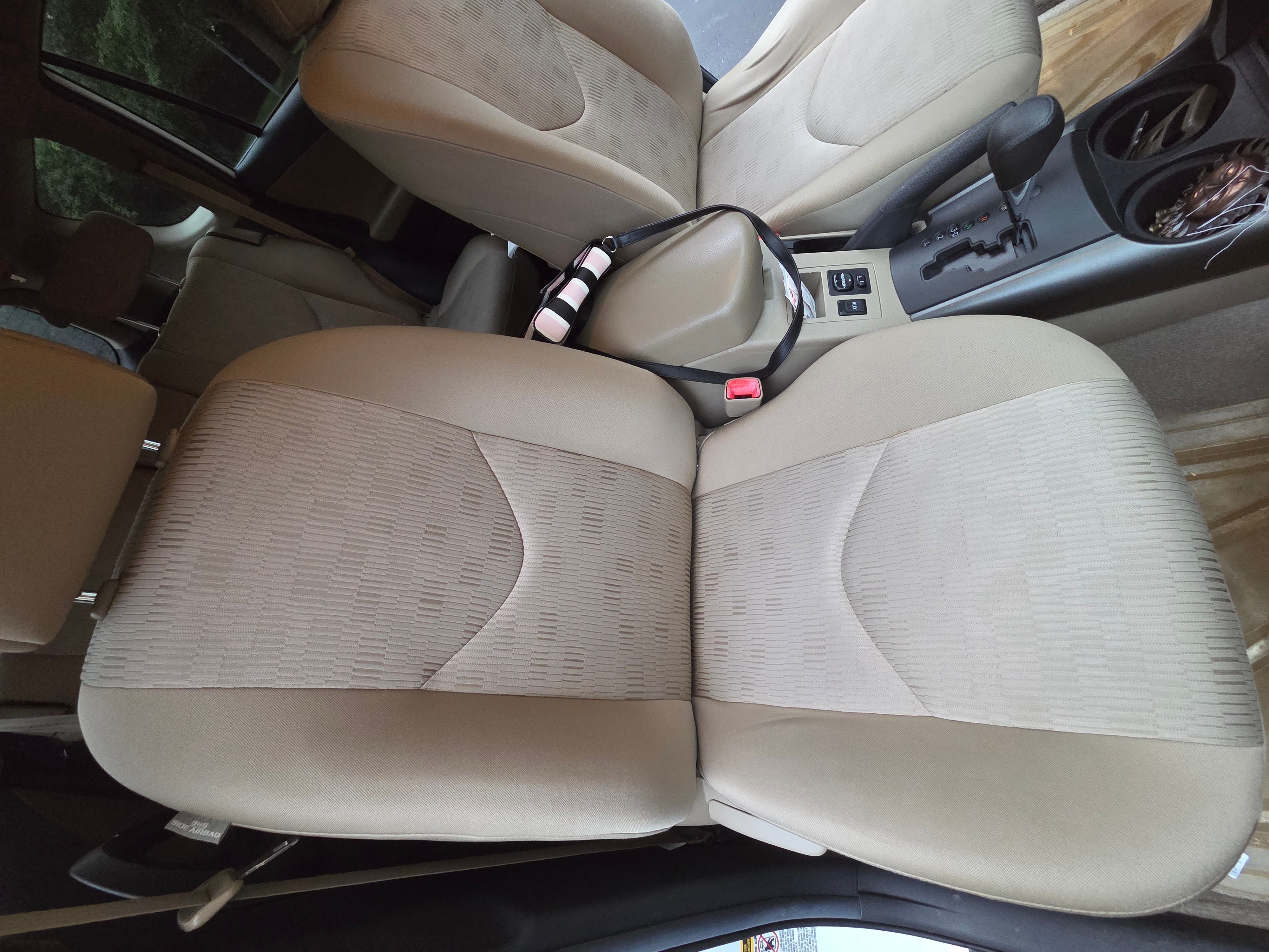 Used 2011 Toyota RAV4 2WD w/ Base L4 Extra Value Pkg image 5