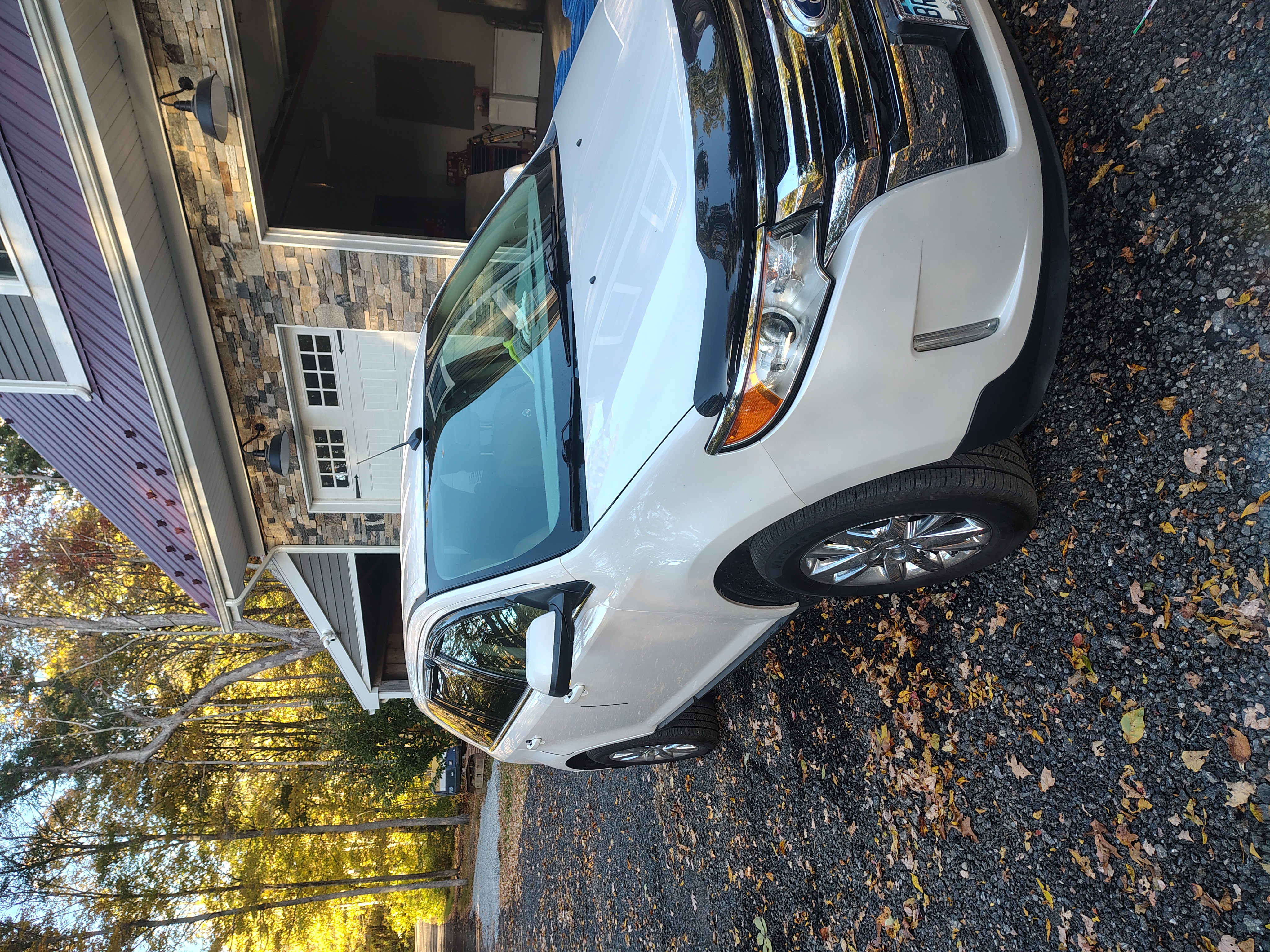 Used 2013 Ford Edge Limited AWD/4WD image 6