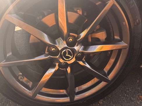 Used 2018 MAZDA MX-5 Miata RF Grand Touring RWD image 16