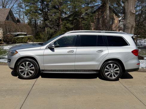 Used 2014 Mercedes-Benz GL 450 4MATIC image 2