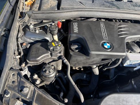 Used 2015 BMW X1 xDrive28i image 16