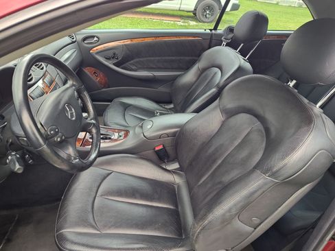 Used 2005 Mercedes-Benz CLK 500 Cabriolet image 8