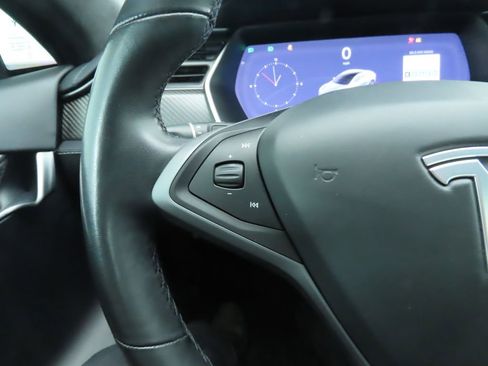 Used 2018 Tesla Model S P100D image 4