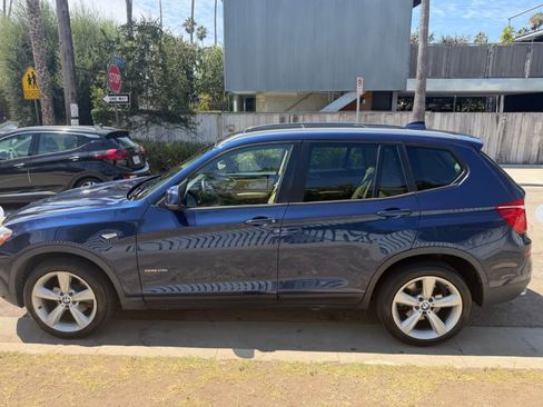 Used 2017 BMW X3 sDrive28i RWD image 1