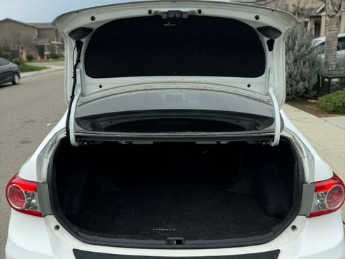 Used 2013 Toyota Corolla L image 10