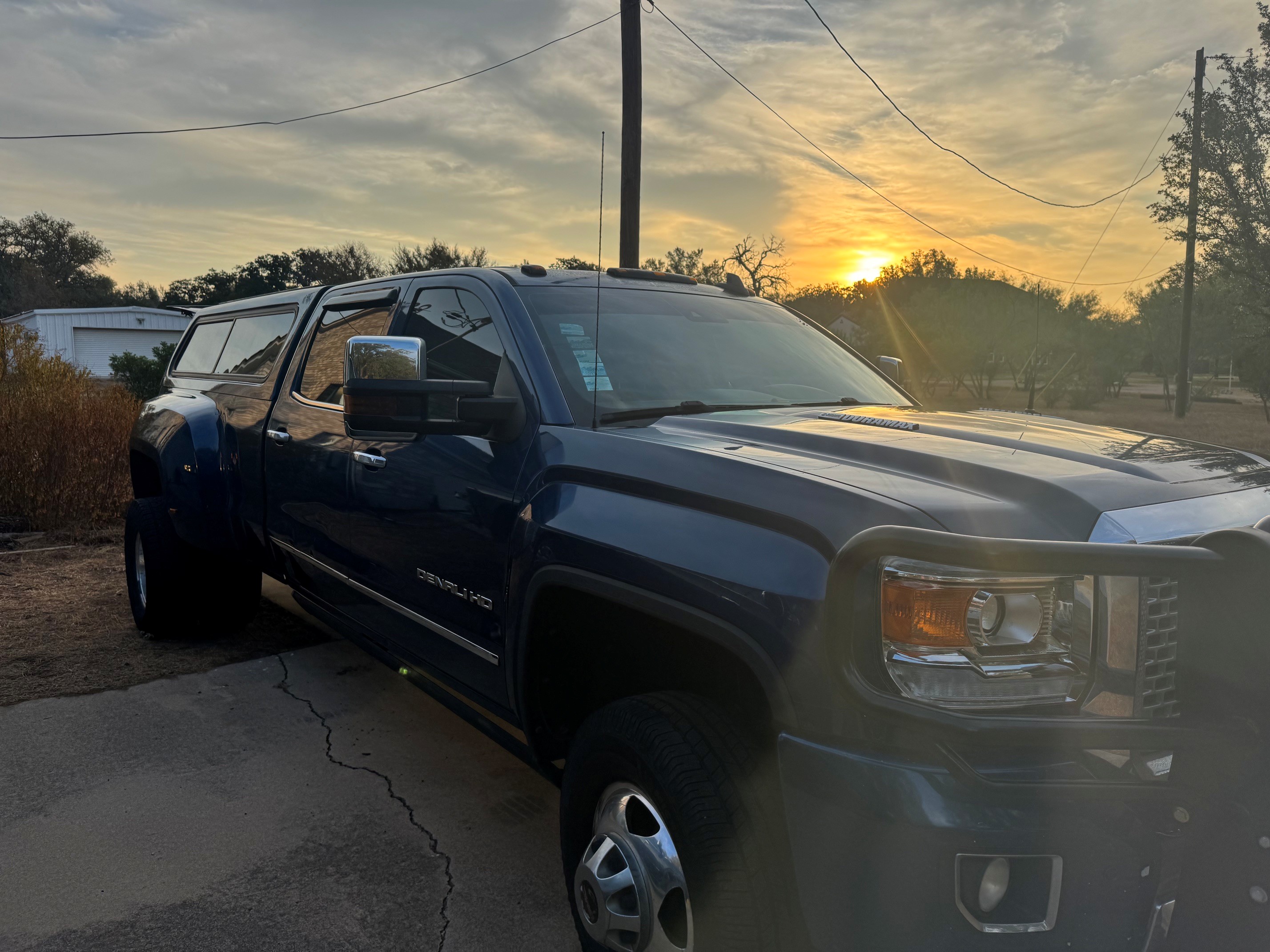 Used 2015 GMC Sierra 3500 Denali w/ Duramax Plus Package AWD/4WD image 4