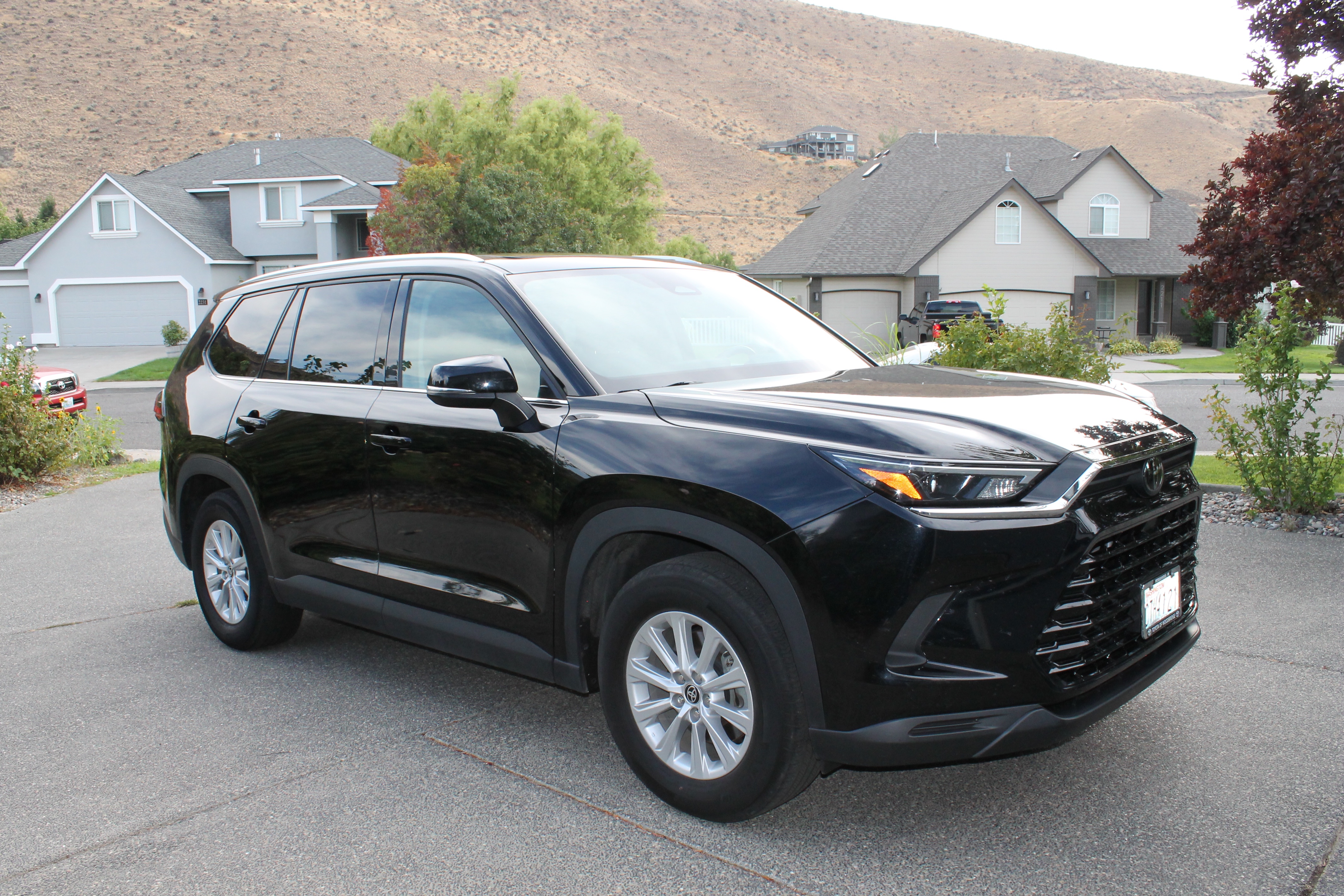 Used 2024 Toyota Grand Highlander AWD Hybrid image 1