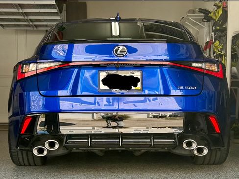 Used 2025 Lexus IS 500 RWD image 6