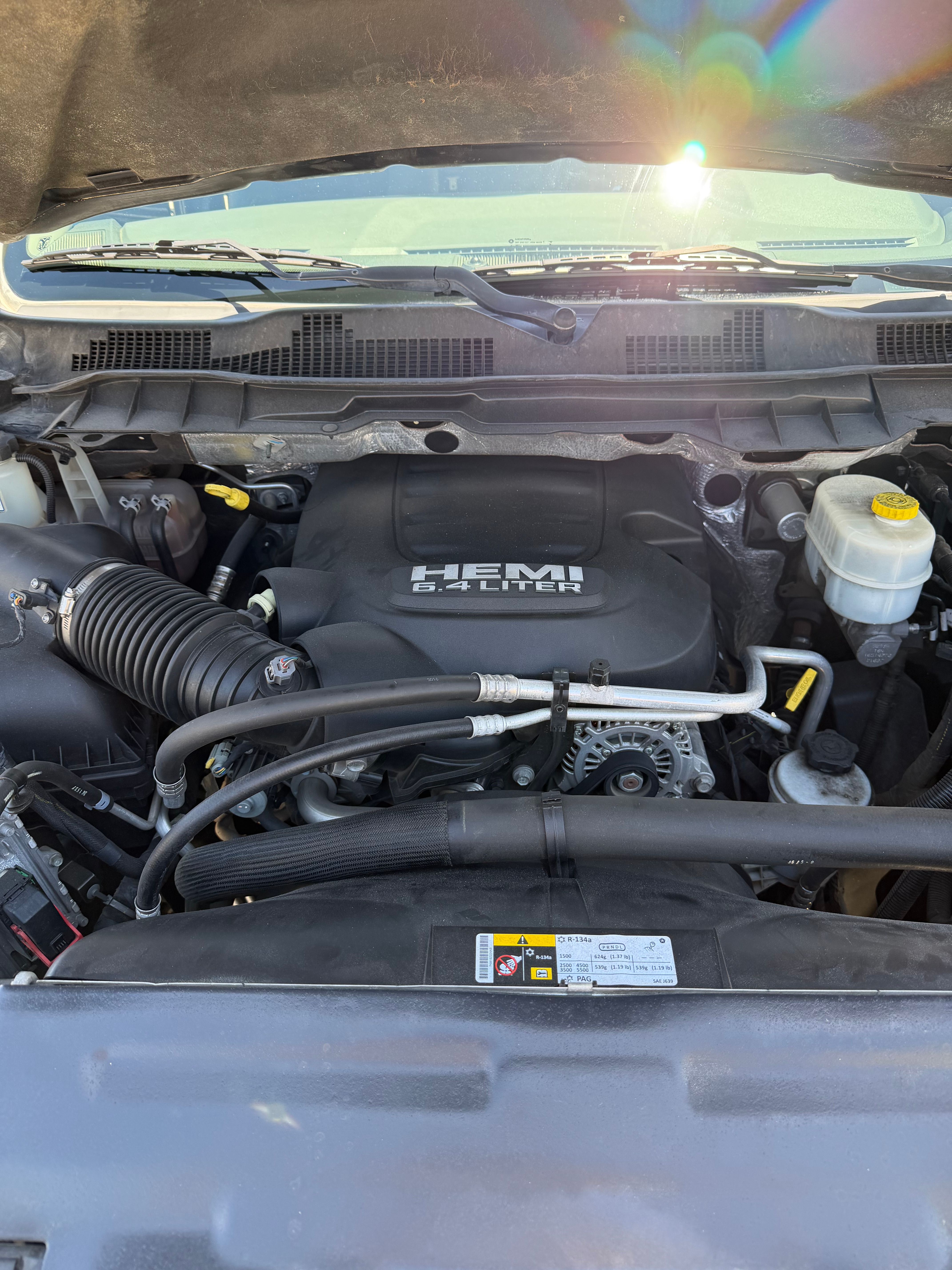 Used 2016 RAM 2500 SLT w/ Luxury Group RWD image 17