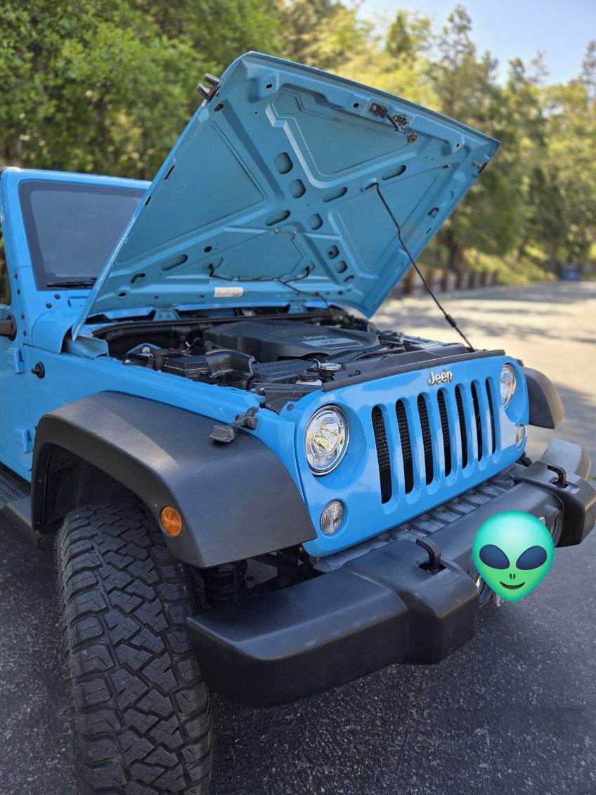 Used 2017 Jeep Wrangler Unlimited Sport w/ Quick Order Package 24S AWD/4WD image 6