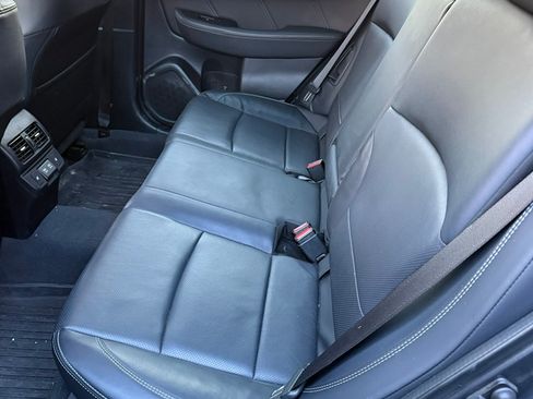 Used 2019 Subaru Outback 3.6R Limited image 6