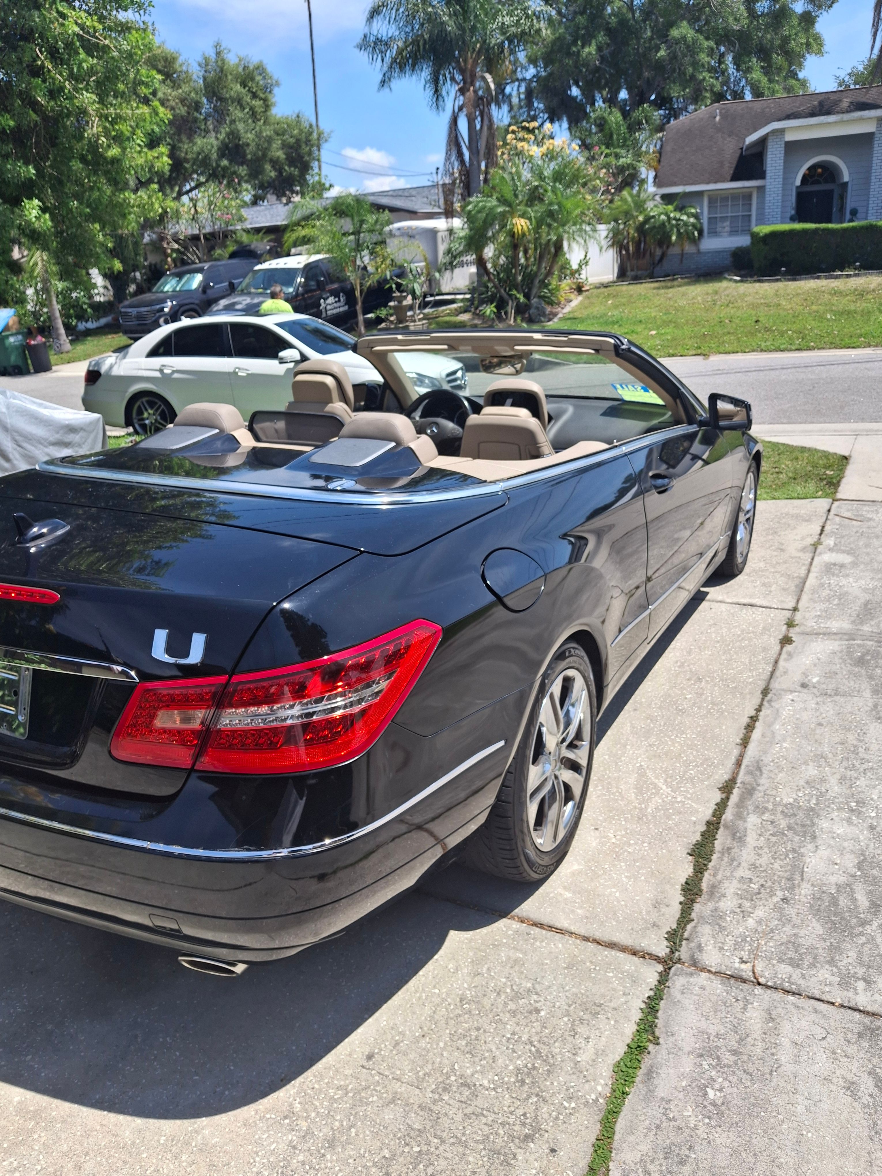 Used 2011 Mercedes-Benz E 350 Cabriolet image 11