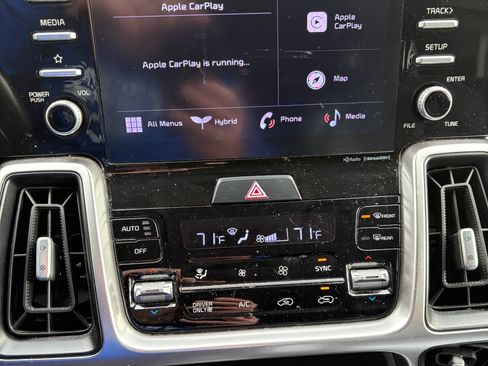 Used 2021 Kia Sorento S image 13