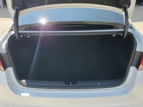 Used 2017 Kia Optima LX image 13