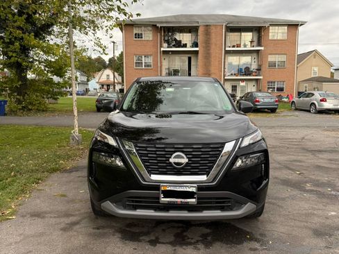 Used 2023 Nissan Rogue S image 6